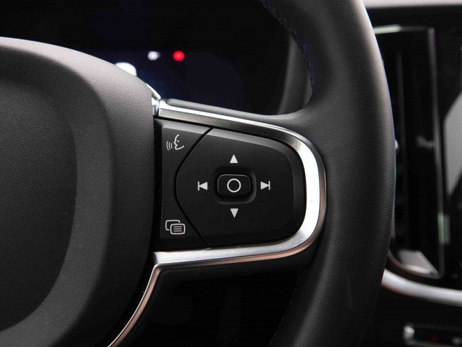 VOLVO_VOLVO_S60_2549605_20.jpg
