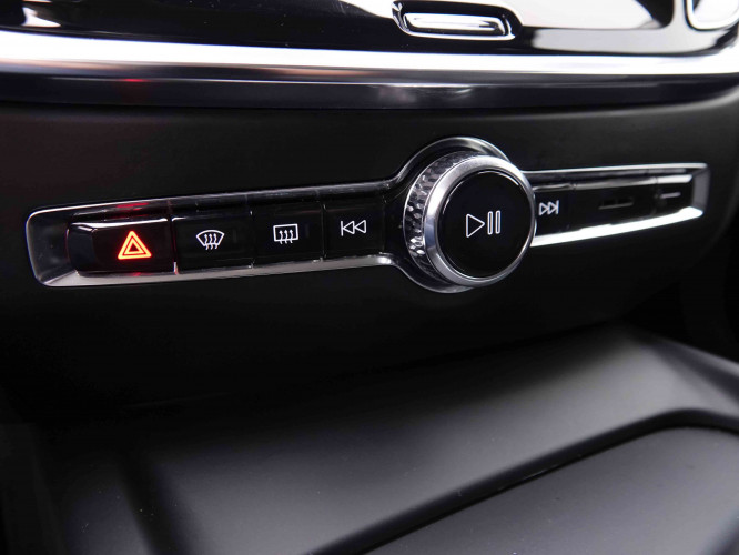 VOLVO_VOLVO_V60_2548995_14.jpg