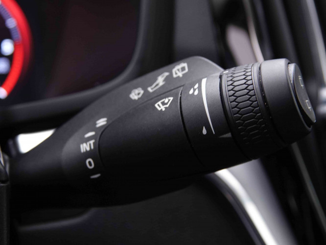 VOLVO_VOLVO_V60_2548995_17.jpg