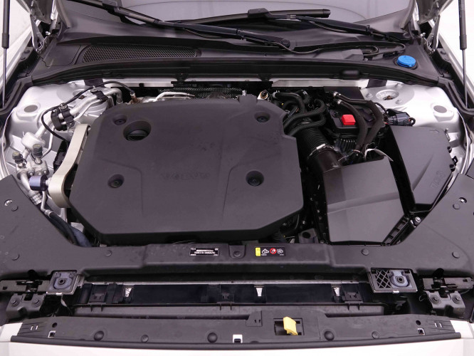 VOLVO_VOLVO_V60_2548995_22.jpg