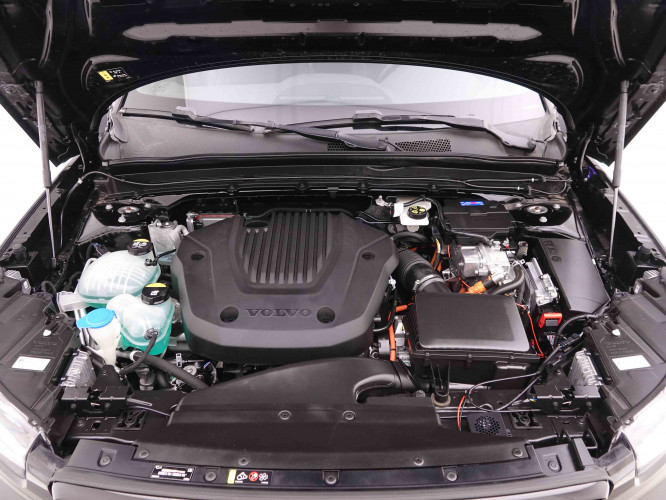 VOLVO_VOLVO_XC40_2548426_24.jpg