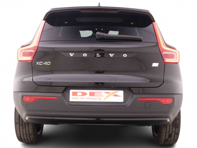 VOLVO_VOLVO_XC40_2548426_4.jpg