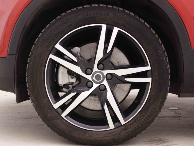VOLVO_VOLVO_XC40_2548429_21.jpg