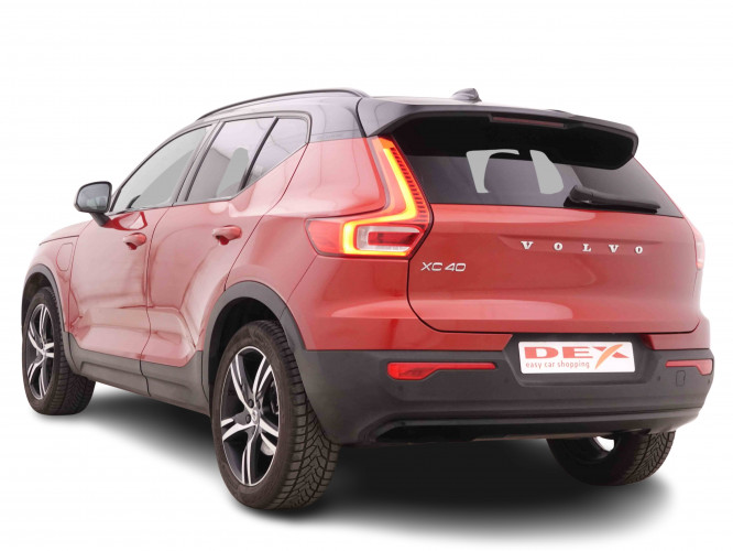 VOLVO_VOLVO_XC40_2548429_3.jpg