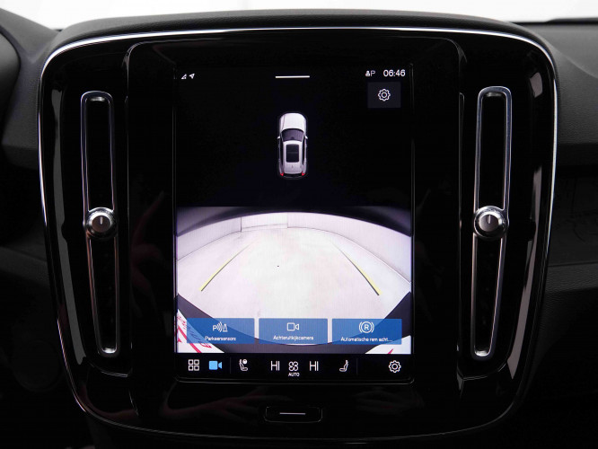 VOLVO_VOLVO_XC40_2548691_11.jpg