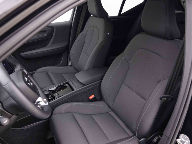 VOLVO_VOLVO_XC40_2548691_6.jpg