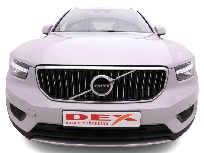VOLVO_VOLVO_XC40_2549022_1.jpg