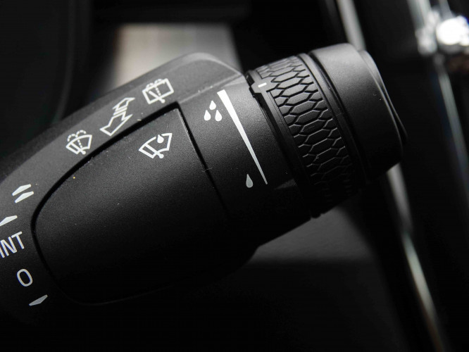 VOLVO_VOLVO_XC40_2549600_19.jpg
