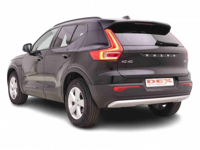 VOLVO_VOLVO_XC40_2551048_3.jpg