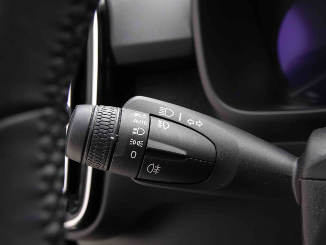 VOLVO_VOLVO_XC40_2551220_16.jpg VOLVO_VOLVO_XC40_2551220_16.jpg