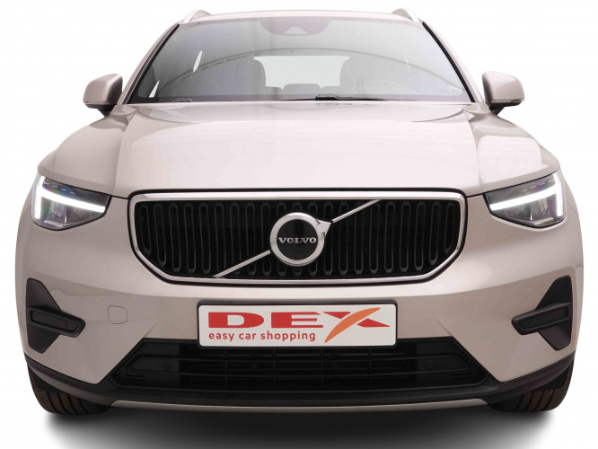 VOLVO_VOLVO_XC40_2551716_1.jpg
