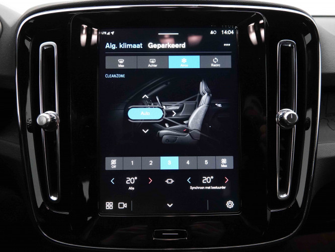 VOLVO_VOLVO_XC40_2653027_11.jpg