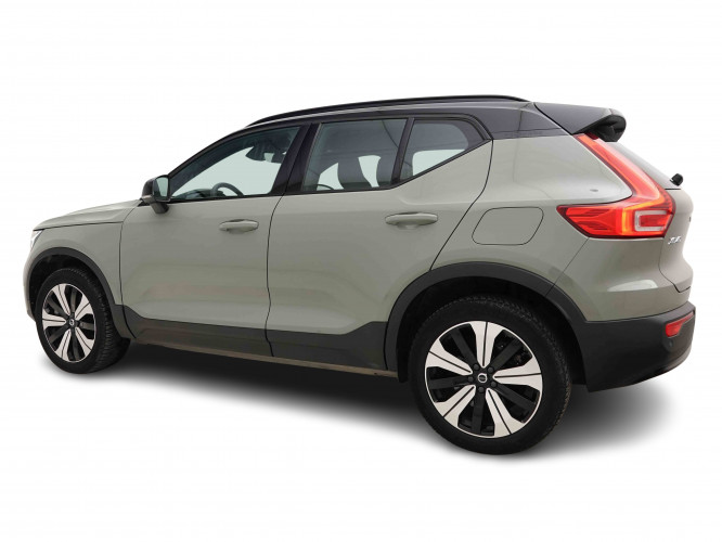 VOLVO_VOLVO_XC40_2653382_3.jpg