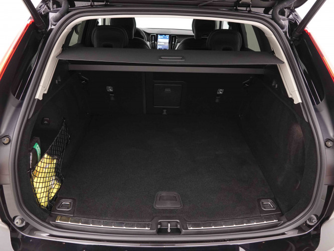 VOLVO_VOLVO_XC60_2549182_5.jpg