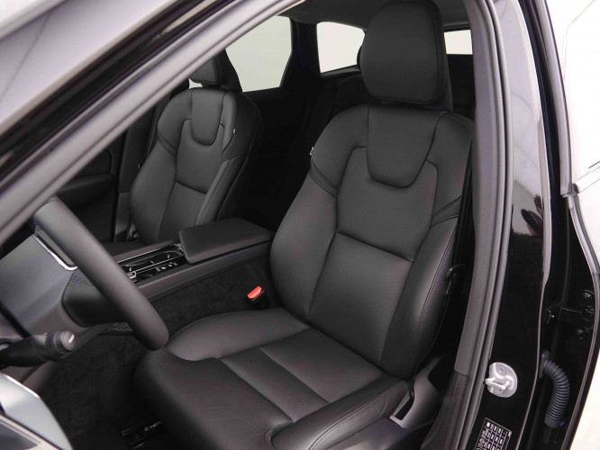 VOLVO_VOLVO_XC60_2549182_7.jpg