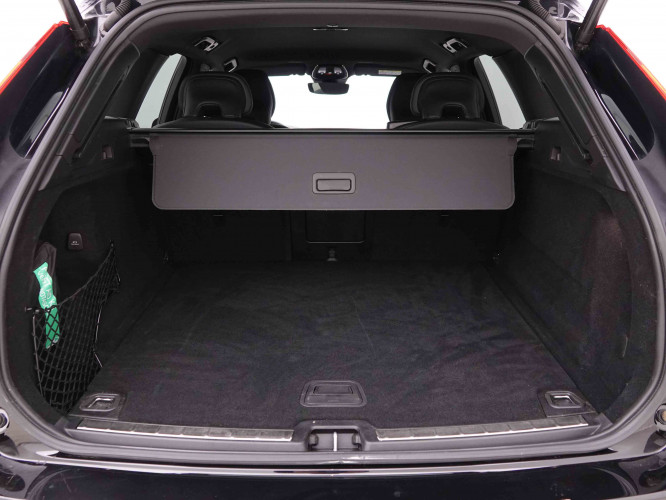 VOLVO_VOLVO_XC60_2549290_5.jpg