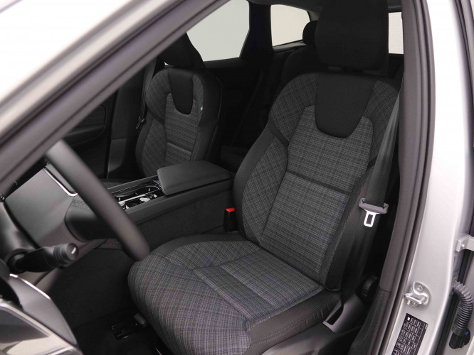 VOLVO_VOLVO_XC60_2549834_7.jpg