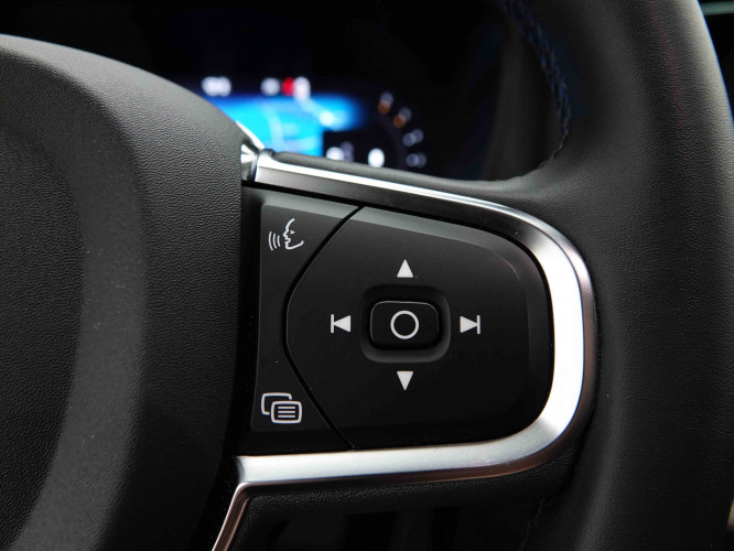 VOLVO_VOLVO_XC60_2654069_19.jpg VOLVO_VOLVO_XC60_2654069_19.jpg