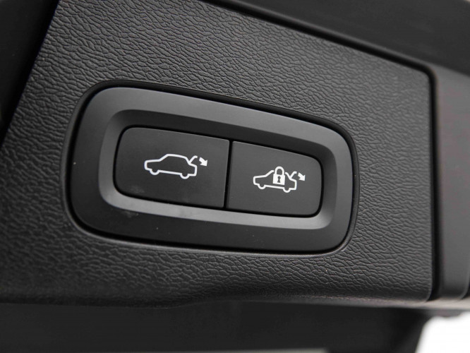 VOLVO_VOLVO_XC60_2654069_6.jpg VOLVO_VOLVO_XC60_2654069_6.jpg