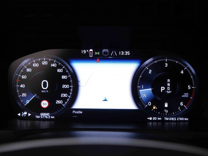 VOLVO_VOLVO_XC90_2548684_17.jpg